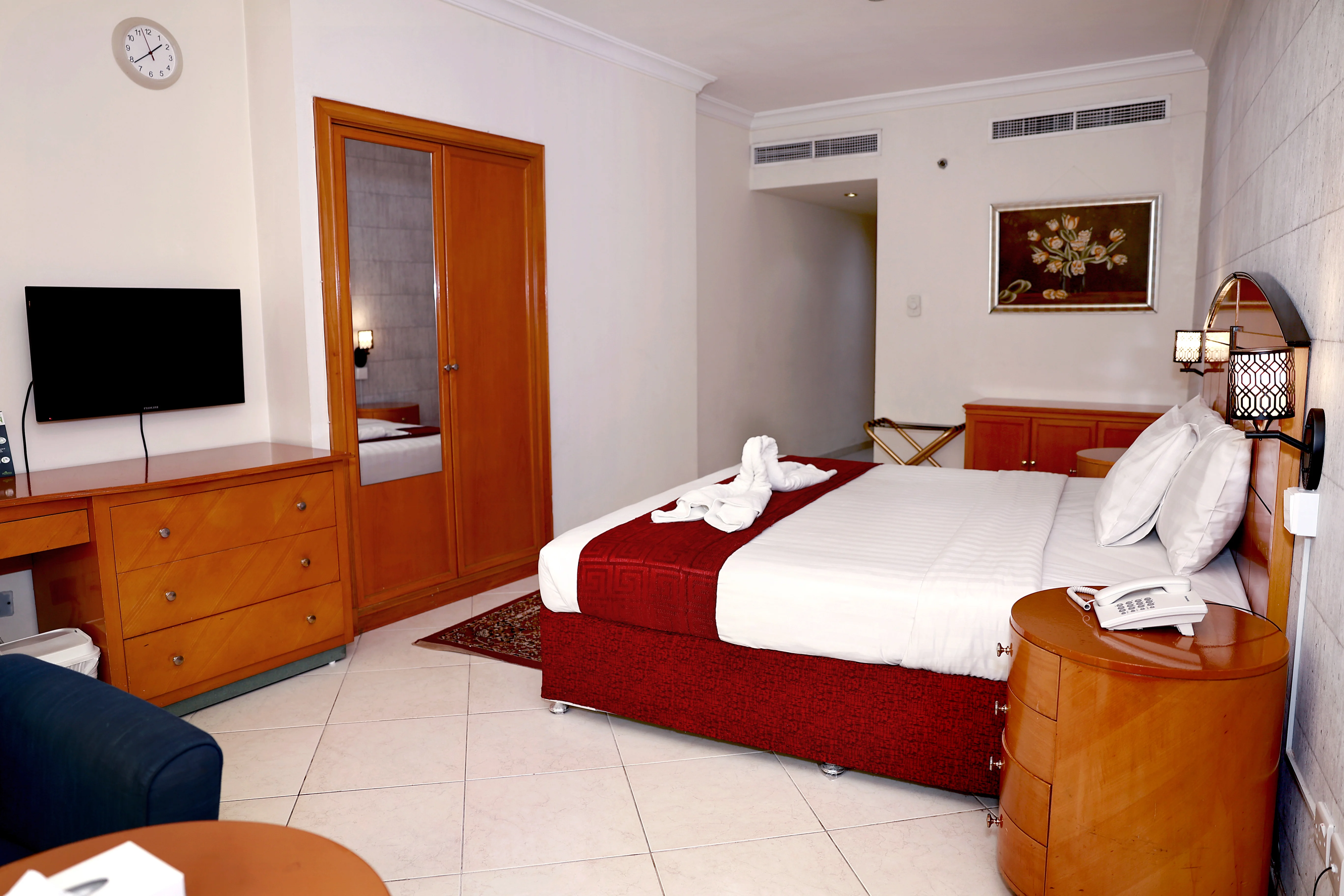 One Bedroom Apartment